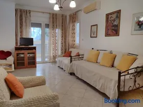 Georgia's Family Apartment - Image 1