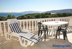 Apartments Barisic Hrvatskih Žrtava 404 Seget Vranjica - Image 3