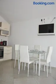Apartman 2 - Image 1