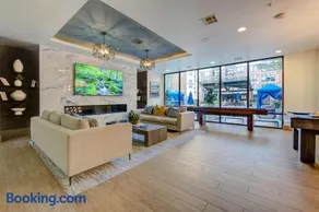 Professionals Downtown Stay - Image 2