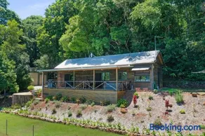 Bellthorpe Retreat - Image 1