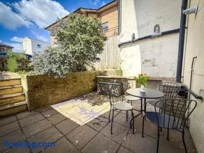 Sandlands - Perfect central location - Image 3