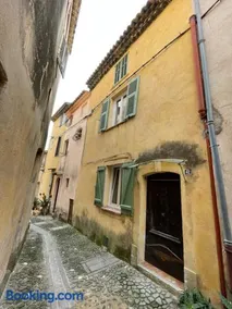 Petit cocon au cœur du centre historique - Image 5