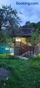 La Umbra Muntilor Traditional House - Image 1