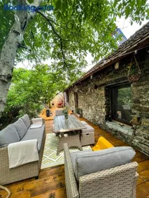 The Hunter House - Image 1