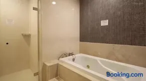 BS Centum hotel - Image 1