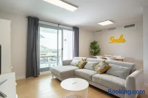 Seafront Duna Beach Luxury Apartment - Image 3