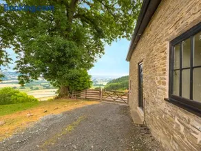 Bishop's Castle Barn - Image 3