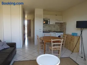 Appartement récent proche de la plage - Image 4