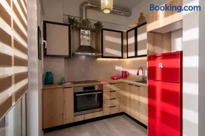 Natasha's Studio Apartment - Image 2