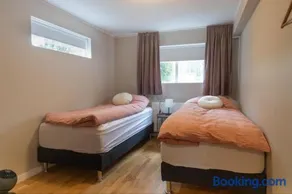 Singasteinn guesthouse - Image 2
