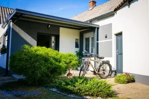 Kuća za odmor BARBARELLA - prostrani 2BR apartman, parking & WiFi - Image 2