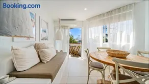 Bahia Azul - stylish apartment Central location - Image 3