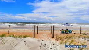 Beachside home, less than 500 steps to beach, oasis yard - Image 2