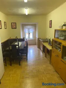 Zámek Hošťálkovy - Image 3