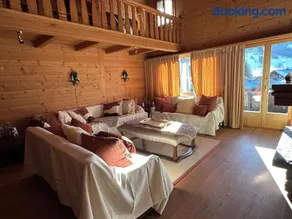 4-bedroom Chalet in the Heart of Gstaad - Image 4