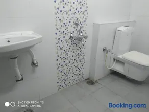 Comfortable 3BHK apartment near Vandalur zoo - Image 5