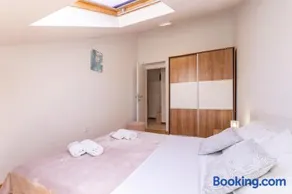 RITA - Charming 2-Bedroom Apartment with sea view, Slano - Image 5
