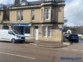 92 High Street - Image 2