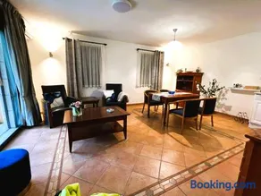 Maison Hyacinthe of Tournesol geniet in luxe - Image 4