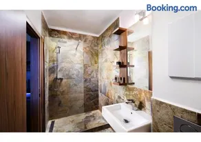 Apartmanový Dom TatraTravel Smokovec - Image 3