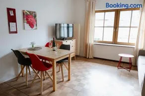 Claes Weinquartier - Appartements & Wein by Niko Schmitt - Image 5