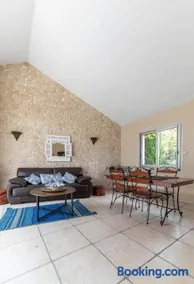 La Petite Maison Gannat - Image 1