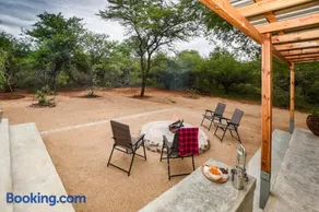Khiza Bush Retreat - Image 3