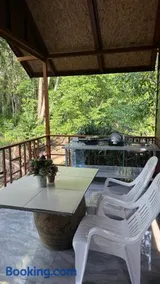 Pink Kangaroo Bungalows - Image 2