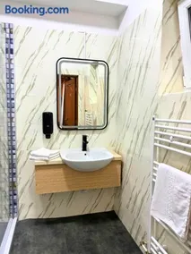 Apart Hotel Bonjour Cluj - Image 4