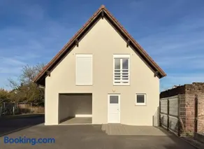 Maison contemporaine de 150 m2 avec garage privé et terrasse ensoleillée - Image 4