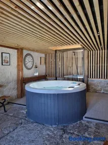 Gite de l'Ancheronne 12 couchages spa - Image 2