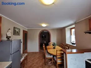 Holiday Home Victoria - Image 5