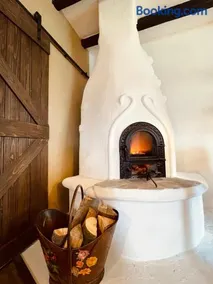 Inside, The Village- Atelier - Image 2