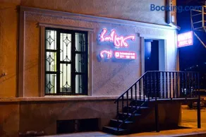 HOSTEL LOOK - Image 1