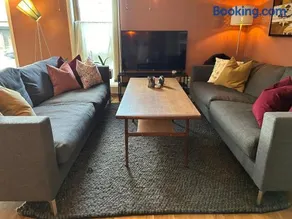 139m2, 5 bedrooms, 2 baths, with sauna, ski in out - Image 1