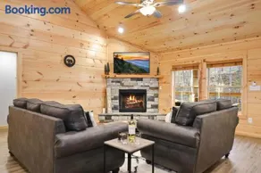 Tsaliwood Cabin - Image 1