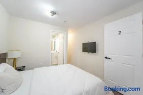 The Refined Oak - Cozy Lower Retreat - Image 5