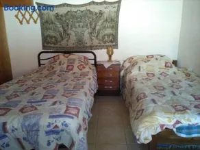 TRADITIONAL HOUSE - Image 4
