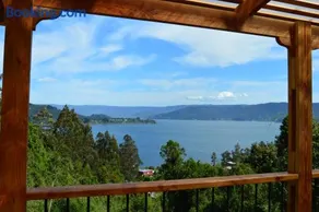 Cabaña con vista al mar y bosque nativo - Image 1