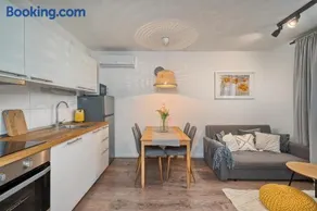 Relax apartment Split area with jacuzzi and mountain view - Image 4