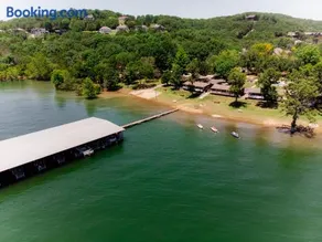 Happy Hollow Resort - Image 1
