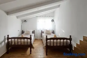Pluton Pool House - Image 3