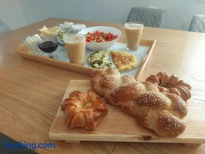 אצלנו בחצר - צימר למשפחות ולזוגות בדרום ים המלח - Image 2