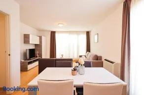 Dok Apartment - Image 5