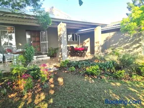Green Hills Farm House - Image 3