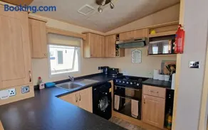 Ocean Breeze retreat, West Sands Holiday - Image 3