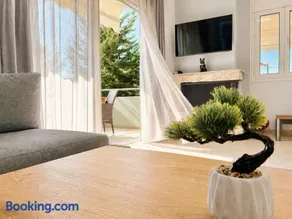 Coastal Escape - Modern 2BR Maisonette by ΜΡS - Image 1