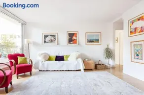 Beautiful Paris Centre apartment in garden - Image 5