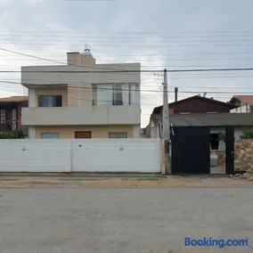 Casa de Hóspede Beija Flor - Próxima à praia Campeche e Aeroporto - Image 2